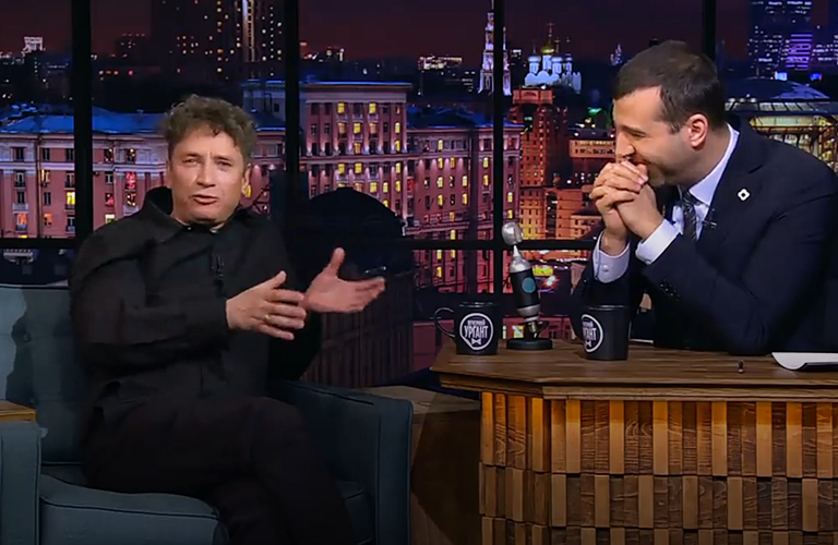 Актер сериала «Угрюм-река» рассказал Урганту про съемки в Суздале и похмельные щи