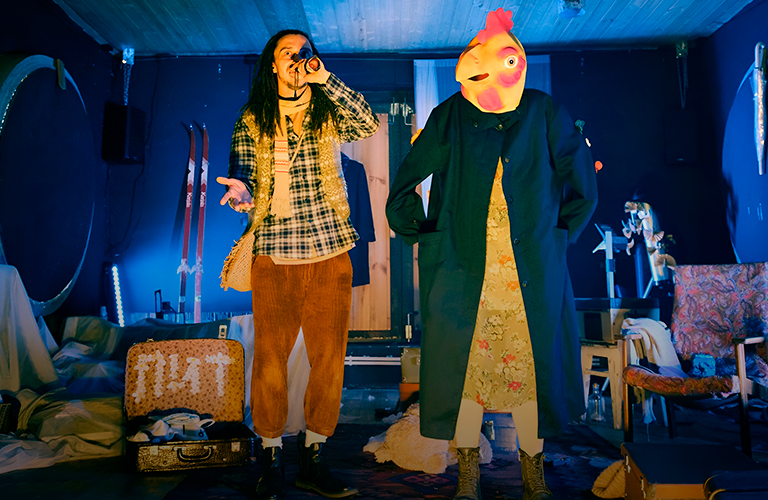 Электрофолк из Фомихи, или Куда мчится «Суздальска кобыль» Васи Карпова