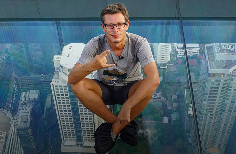 Из офиса - в кругосветку, из программиста - в путешественники