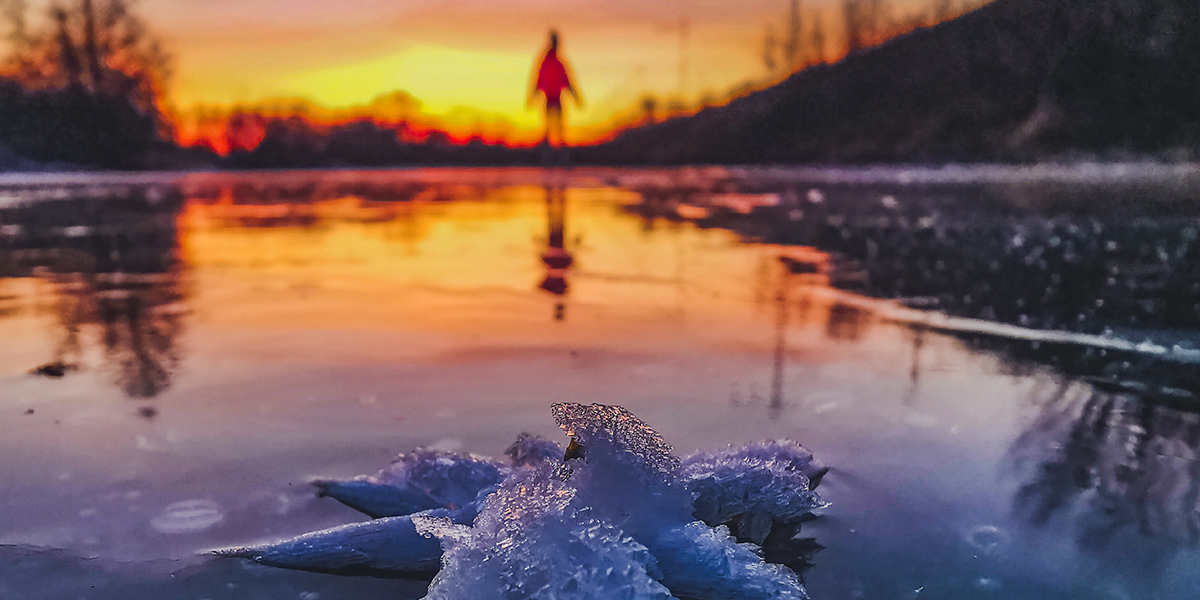 Танцы на льду, или На коньках по зеркальным водоемам