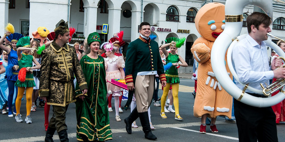 Парад самозванца. Сладкий фестиваль со вкусом Павлика