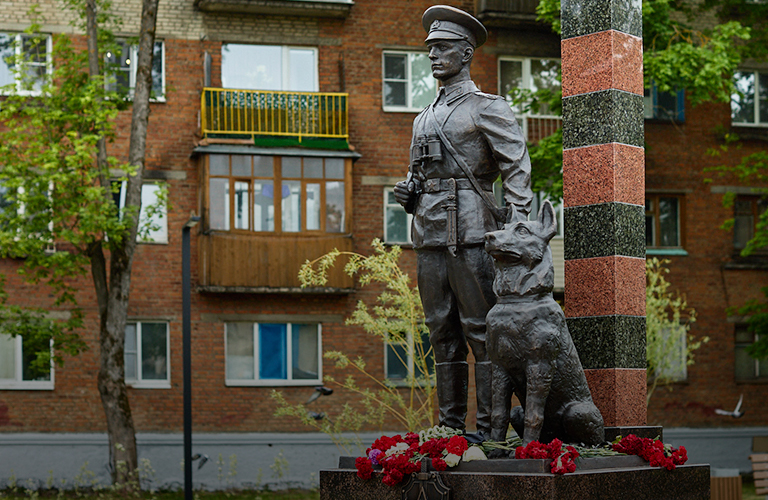 Каменная эпопея. Владимир и его окрестности обрастают новыми памятниками