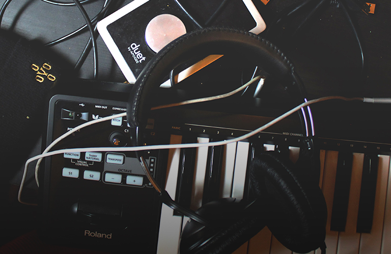 Меланхолия-эмбиент, агрессивный рэп и поп-отчаяние в релизах владимирских музыкантов