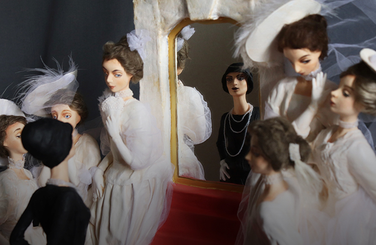 «Восхождение маленького черного платья», созданное мастерицей из Гусь-Хрустального