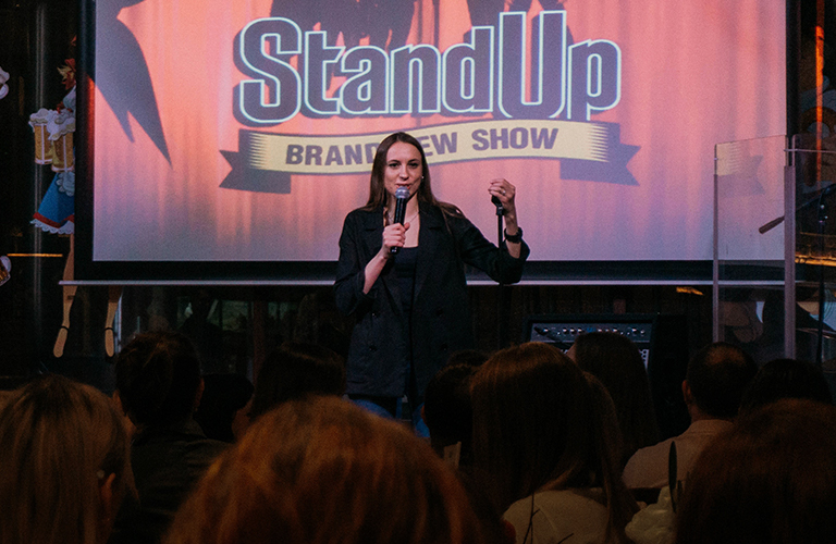 Долгий секс и богатые мужчины: стендап-комик Виктория Складчикова узнала секреты владимирцев