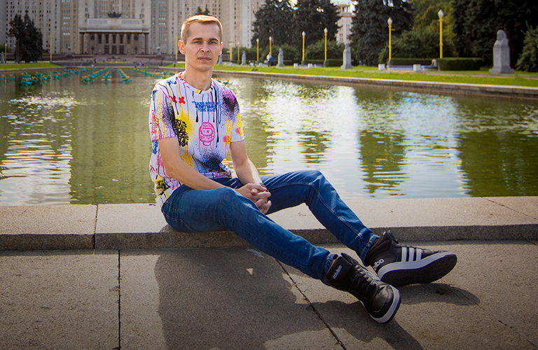 Его песни крутят даже в Израиле. Владимирец подписал контракт со старейшим рекорд-лейблом