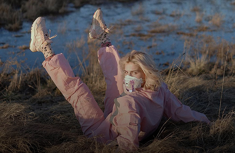 «Вирусофэшн», или Как владимирцы сделали медицинскую маску модным аксессуаром