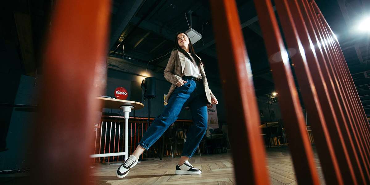 В ритме танца - формула стиля Веры Поповиченко