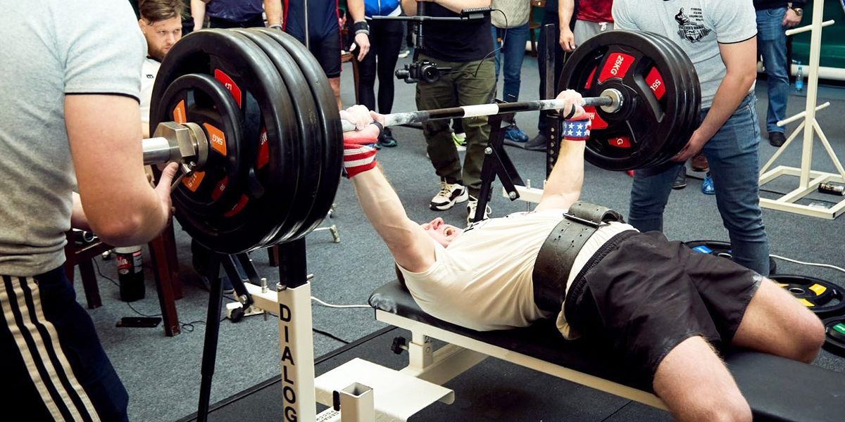 Чемпион мира по русскому жиму Ярослав Холод: «Это коварный спорт!»