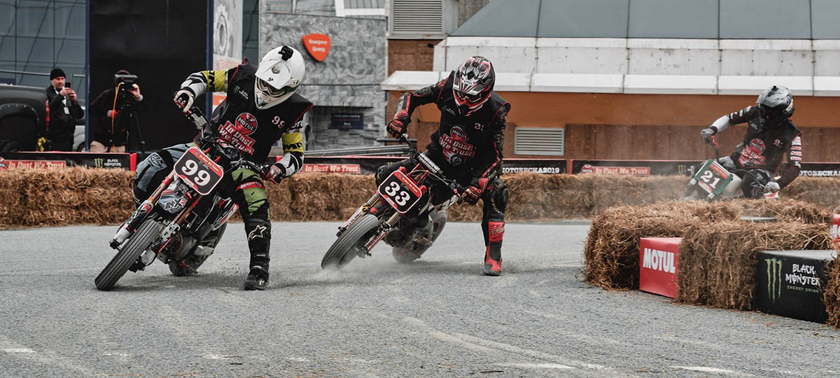 Наши мотоциклисты участвовали в первой российской гонке Flat Track