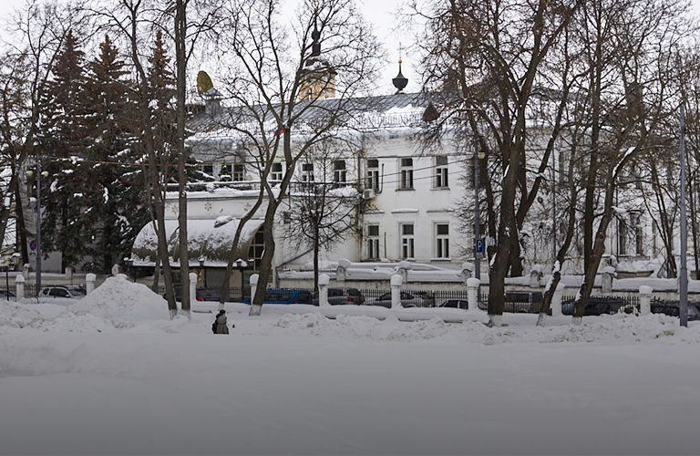 Кому принадлежало наилучшее место во Владимире с самым красивым городским видом
