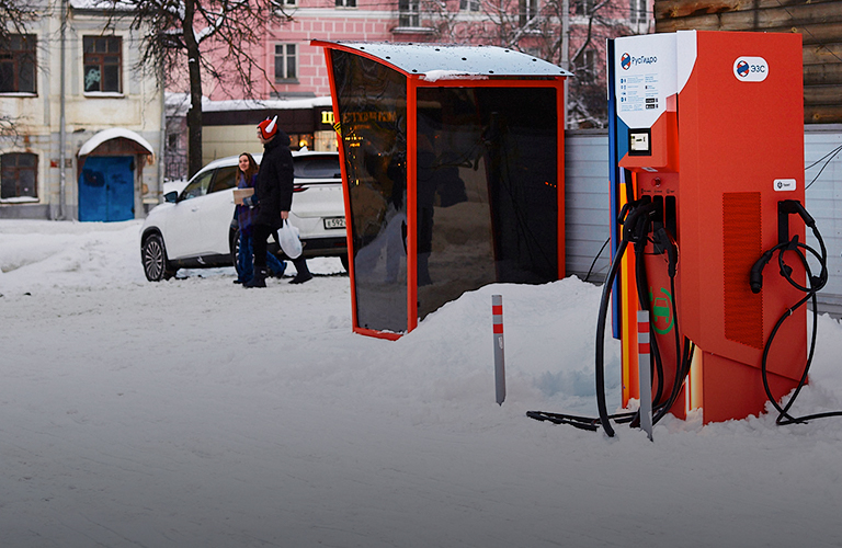 Проскочила искра. Новые зарядные станции для электротранспорта во Владимире