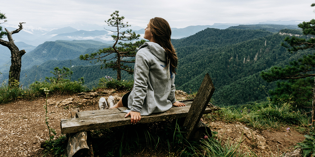 Прогулка с видом на Кавказский хребет — романтика горных путешествий на юге России
