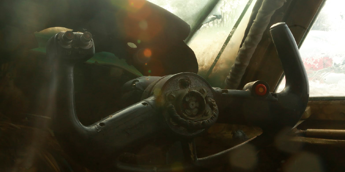 Заброшенный аэродром. Коллекция разбитых воздушных судов