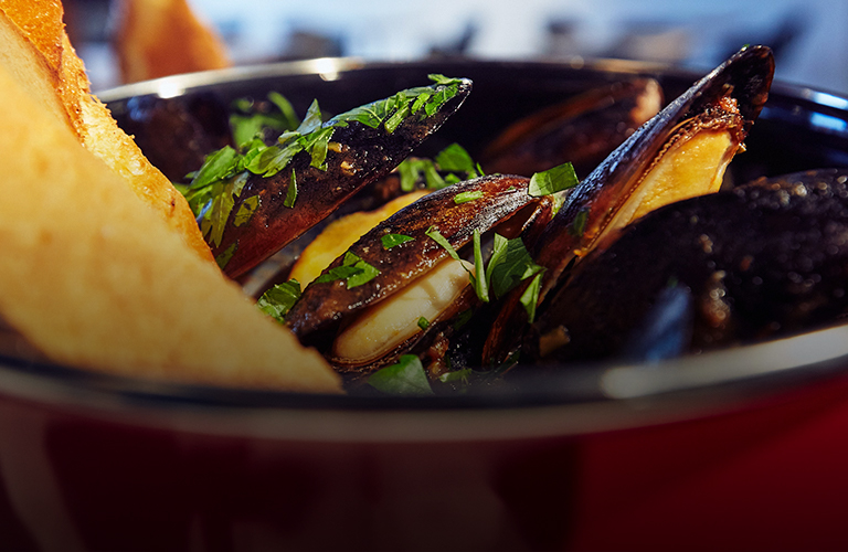 «Мидийный» фастфуд, или Новый ресторан гастромаркета с чилийскими мидиями