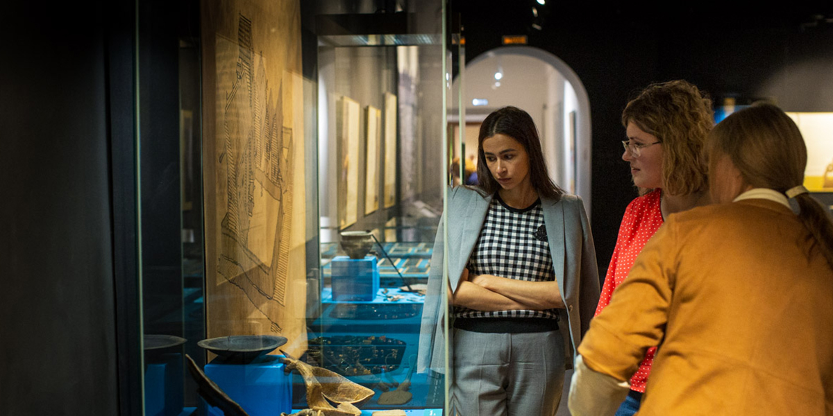 Фибулы, уточки и лунницы - древнерусские тренды во всей красе