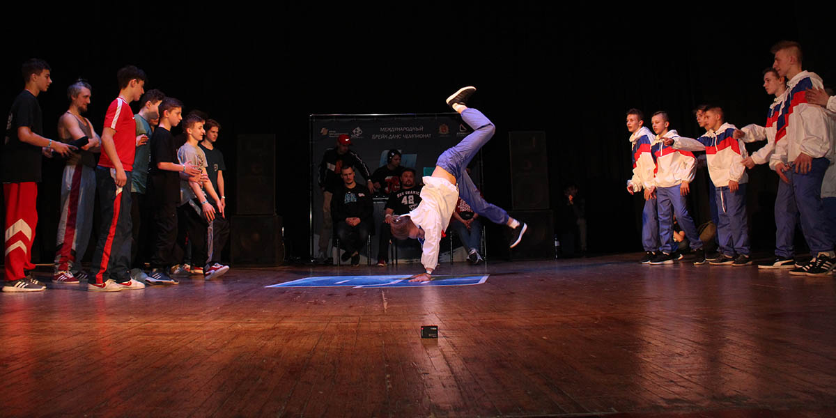 Танец, помноженный на спорт. Международный фестиваль брейк-данса во Владимире