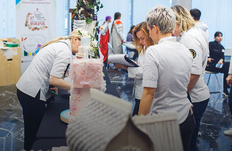 Свадебный торт кондитера из Александрова отметили на гастрономическом фестивале