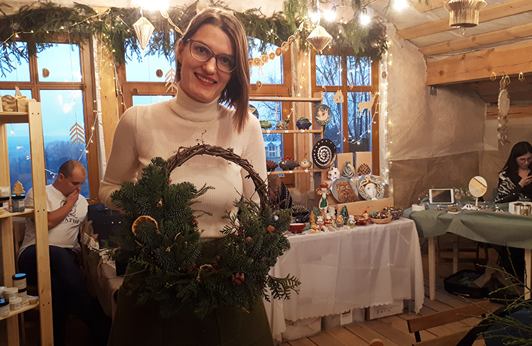«Новогодний маркет»: из обычного чердака в уютный уголок творчества