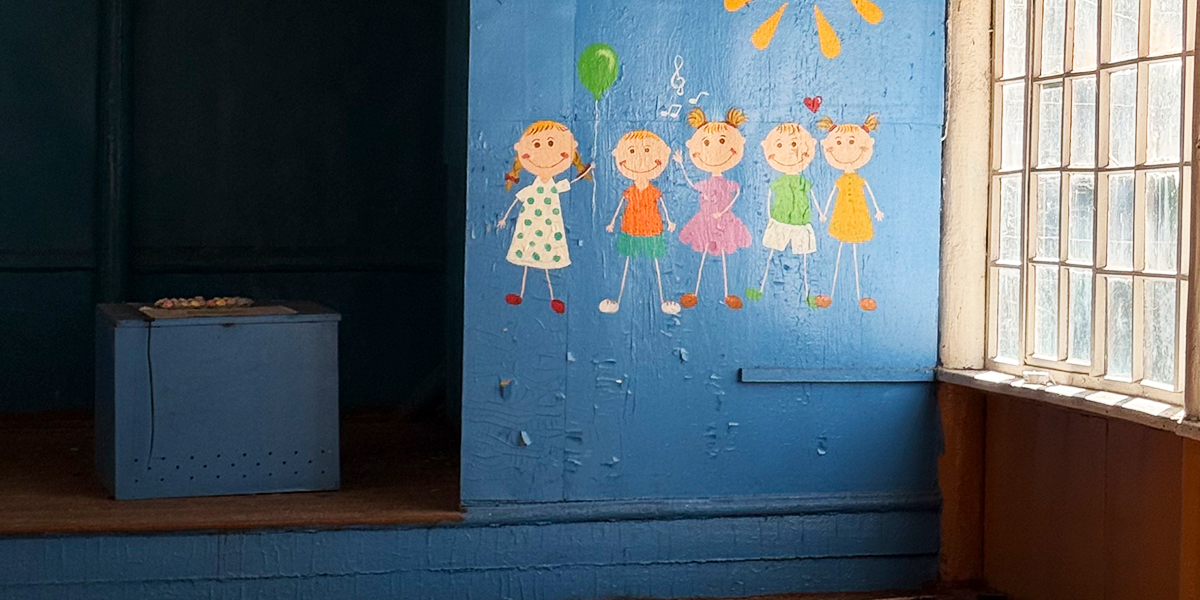 Эхо из детства. Бывший спортлагерь в Селивановском районе, покрытый паутиной времени