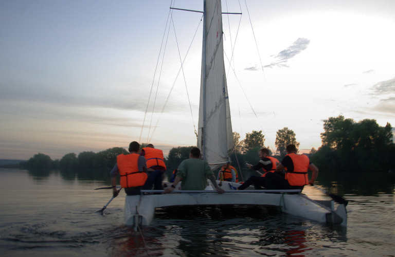 SUP-серфинг и яхтинг - два новых для Владимира развлечения уходящего лета