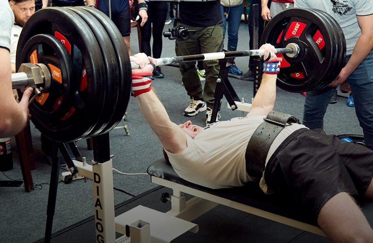 Чемпион мира по русскому жиму Ярослав Холод: «Это коварный спорт!»