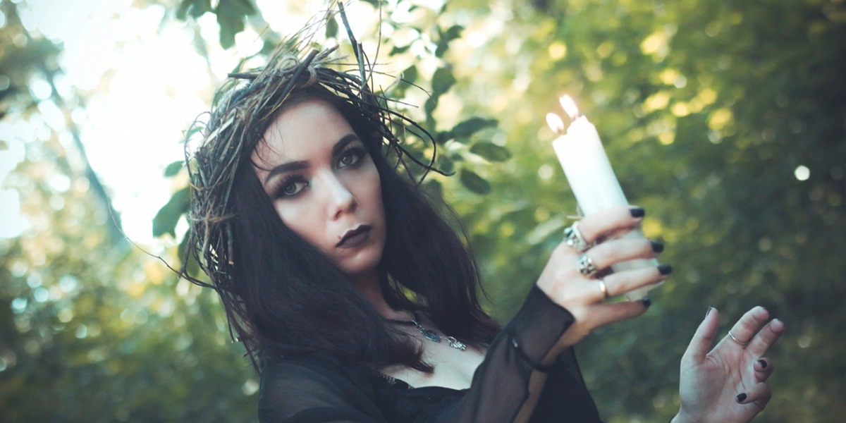 Готические девушки Владимира о пятнице 13-го, мистике и предрассудках