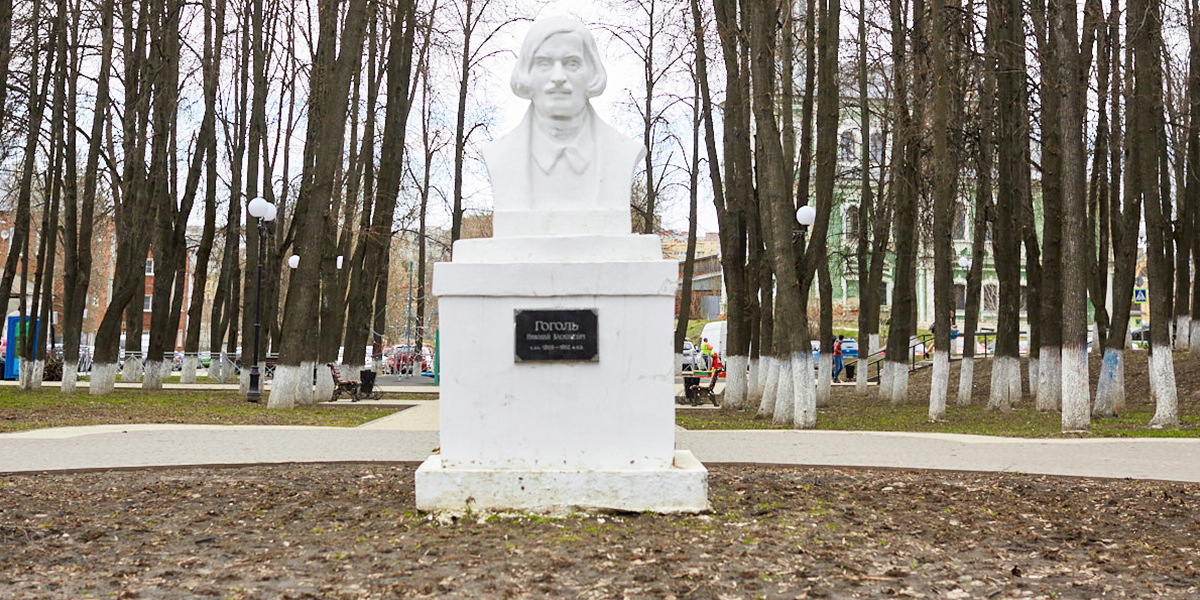 Таинственное исчезновение и другие удивительные приключения памятника Гоголю во Владимире