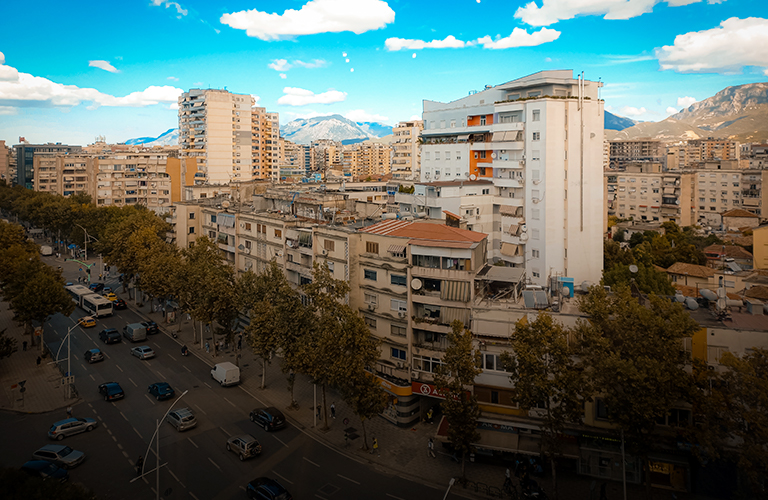 Дешевле жить, в рабство не забрали: владимирец о плюсах и минусах Албании