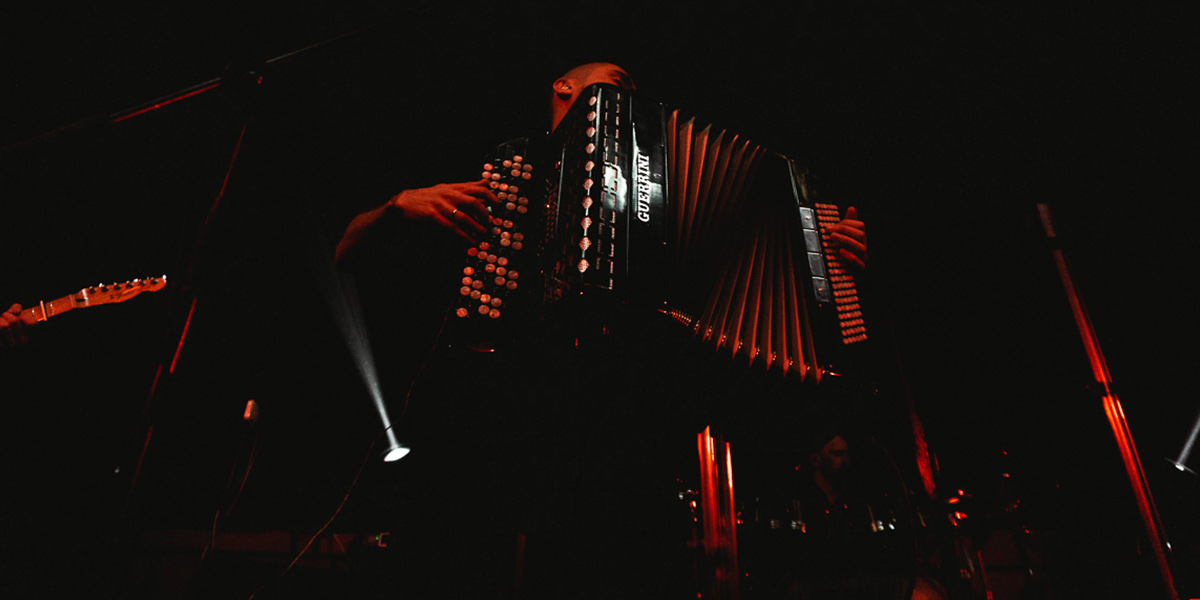 «Аффинаж» во Владимире, или Двухчастная мистерия перед белым телефоном