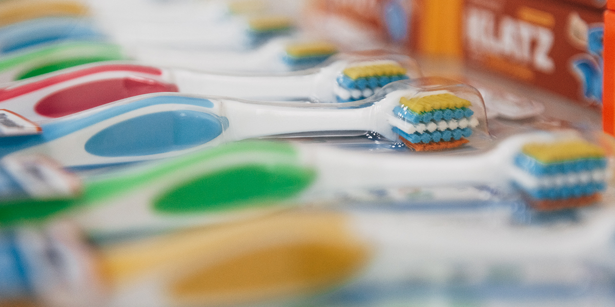 Виниры за один день — реально? Разбираемся с экспертами из «Лавиани»