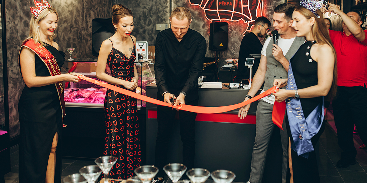 Новая точка на гастрокарте Владимира — бутик в центре города с премиум-стейками и эксклюзивными напитками