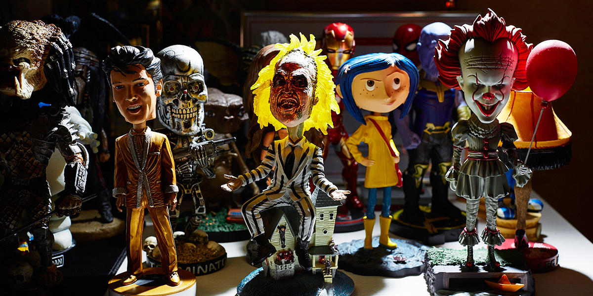 Веном, Битлджус и Коралина из Страны Кошмаров поселились в квартире коллекционера из Владимира