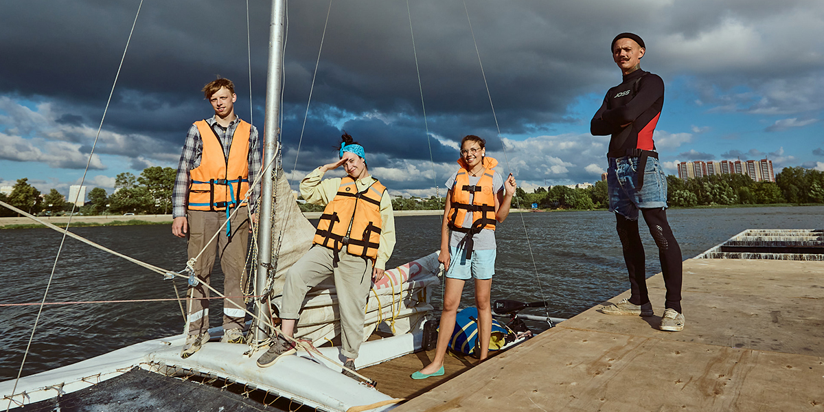 Развлечение для влюбленных в водные круизы: тестируем парусный катамаран на Содышке