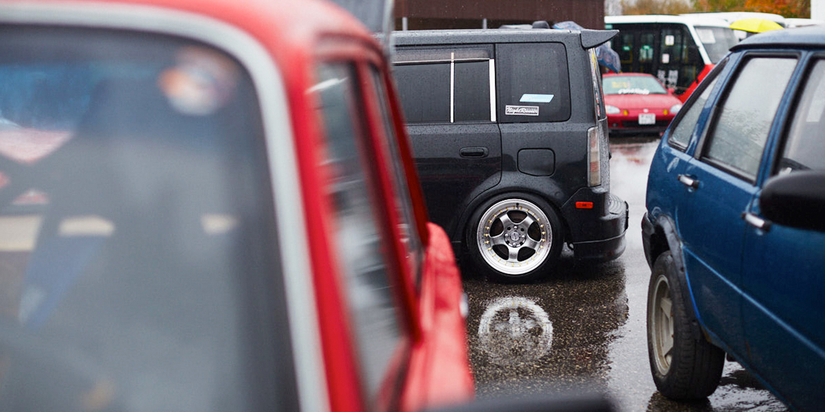 Однокомнатная квартира на колесах и другие участники автомобильного фестиваля во Владимире