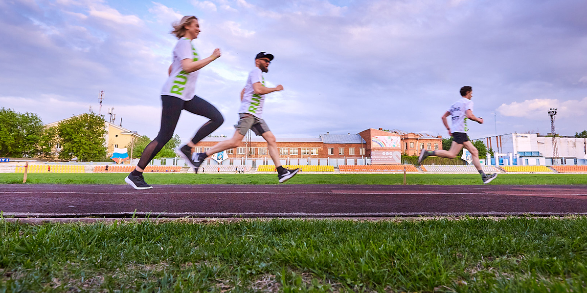 Бросить себе вызов: Виктория Силантьева и Тимофей Копылов готовятся к полумарафону