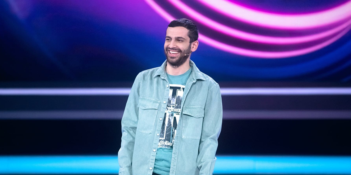 Возвращение на ТНТ без кастинга. Сархан Сафарли об успешном выступлении на «Comedy Баттл»