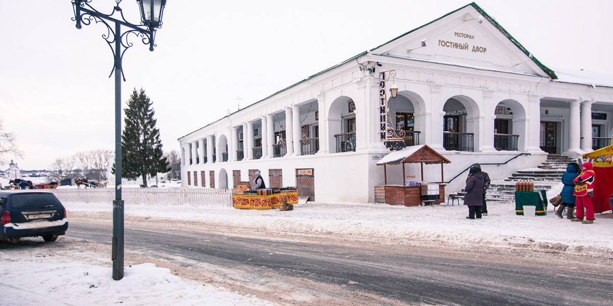 Мнение людей о вывесках, разработанных студией Артемия Лебедева к тысячелетию Суздаля