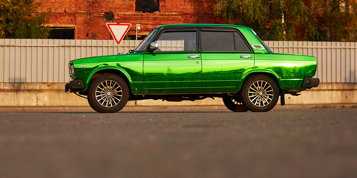 Ярко-зеленые «Жигули» владимирского студента Максима Ширкунова