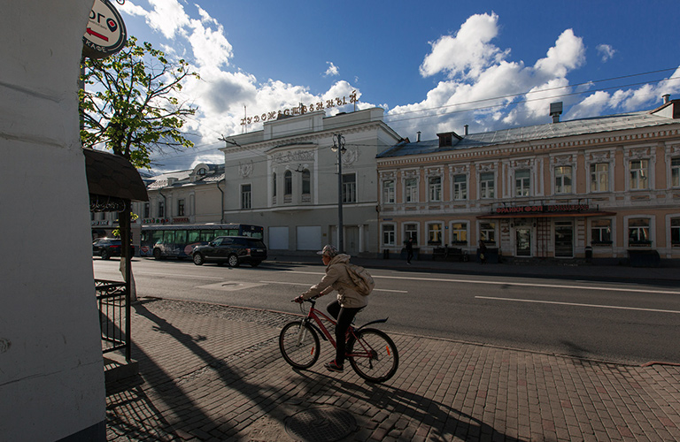 Кинотеатр «Художественный» хотят сделать досуговым центром
