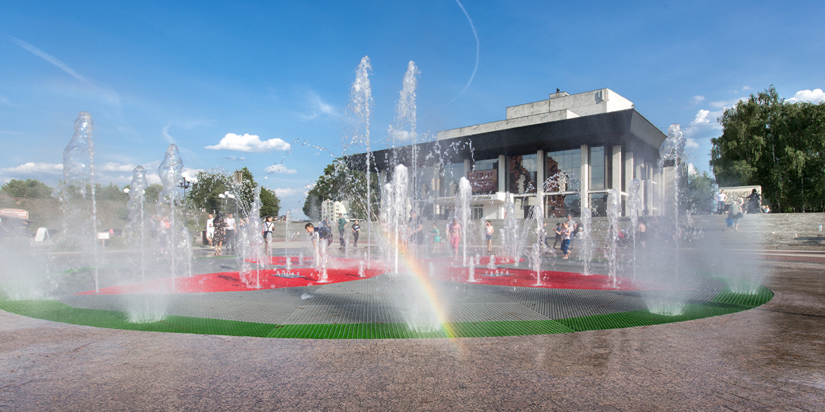 Драмтеатр возвращается с премьерами и приветом от Безрукова