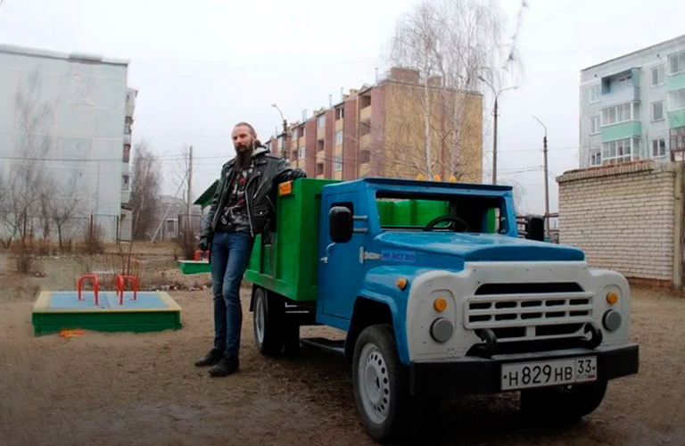 Стаканчик с карандашами и другие арт-новинки 33-го региона