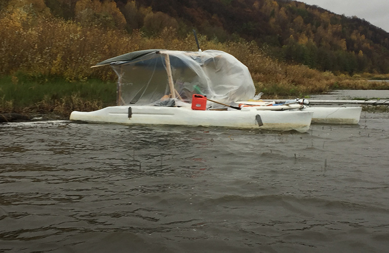 «Выхожу из палатки, а катамарана нет». Приключения владимирцев на Оке