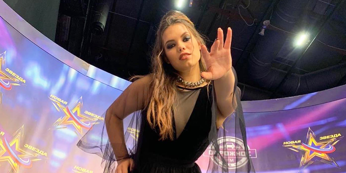 Юлия Галкина спела «Ворону» на шоу «Новая звезда»