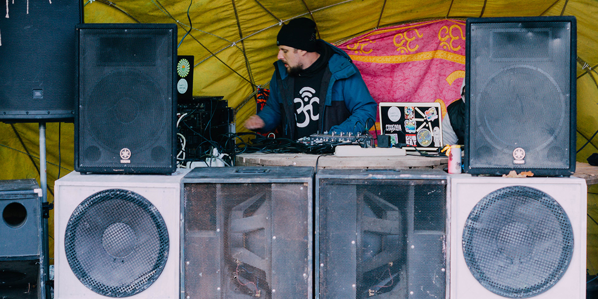 DJ-летник, или Новая арт-площадка в центре города для любителей тусовок