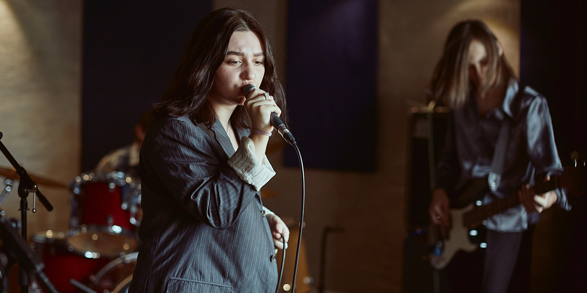 «ШЛЯПА» какая-то, или Панк от четырнадцатилетней участницы «Голоса»