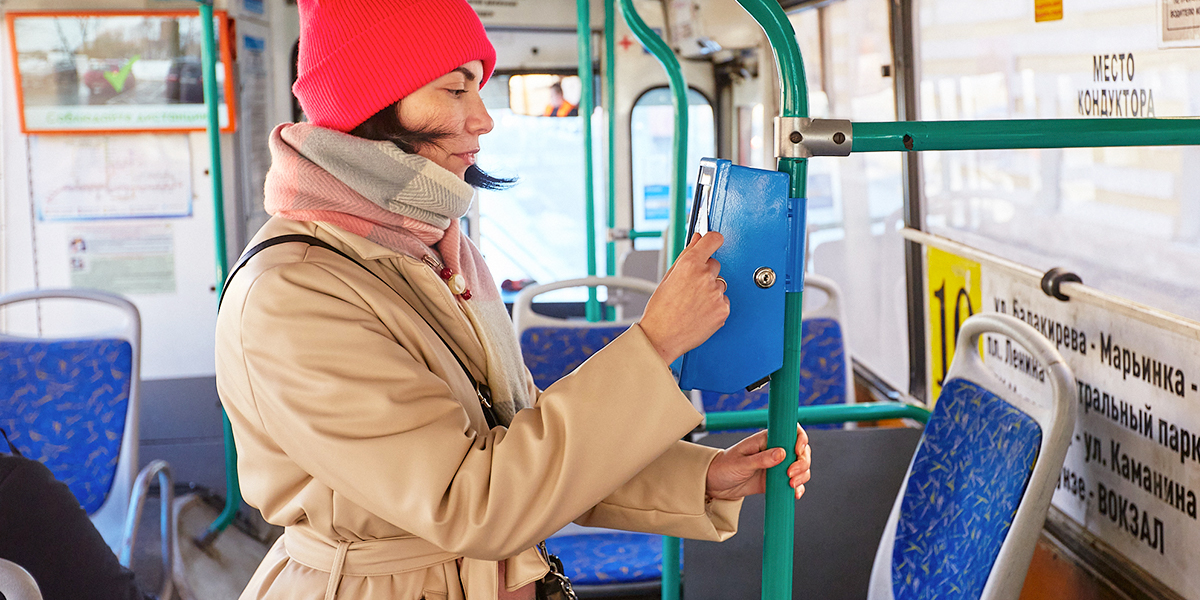 Валидаторы vs кондукторы. Тестируем новый способ оплаты проезда и разбираем нюансы системы