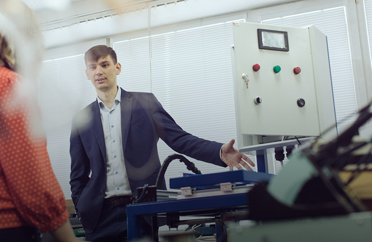 Ученый: «В Китае готовы платить миллион в месяц, а мне интереснее во Владимире»