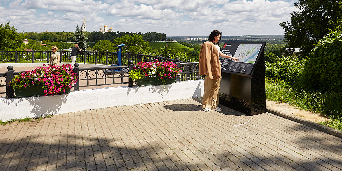 «Карта туриста», информационные стенды и новые автомаршруты в области