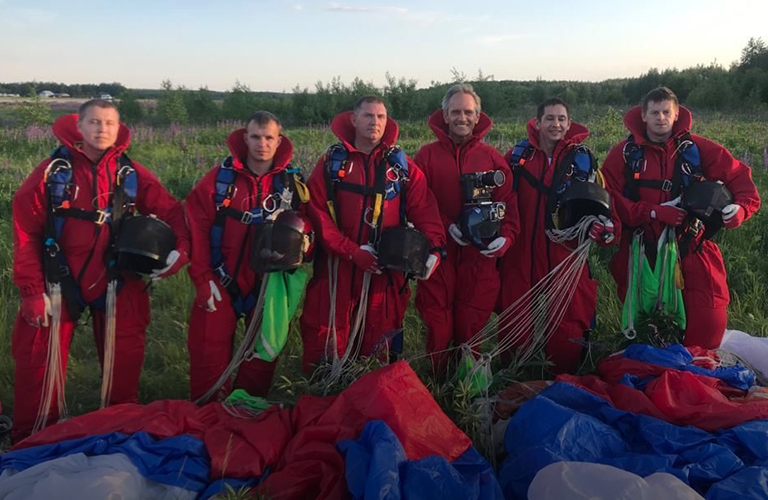 В Семязино проходили съемки уникальных прыжков для фильма  с Константином Хабенским